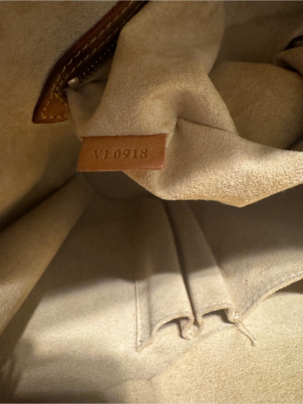 Louis Vuitton Babylone Monogram Canvas Tote with Certificate of Authenticity - Picture 12 of 14